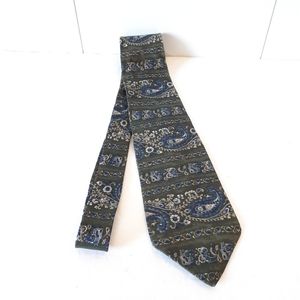 Huntington Textured Paisley Imported Silk Necktie